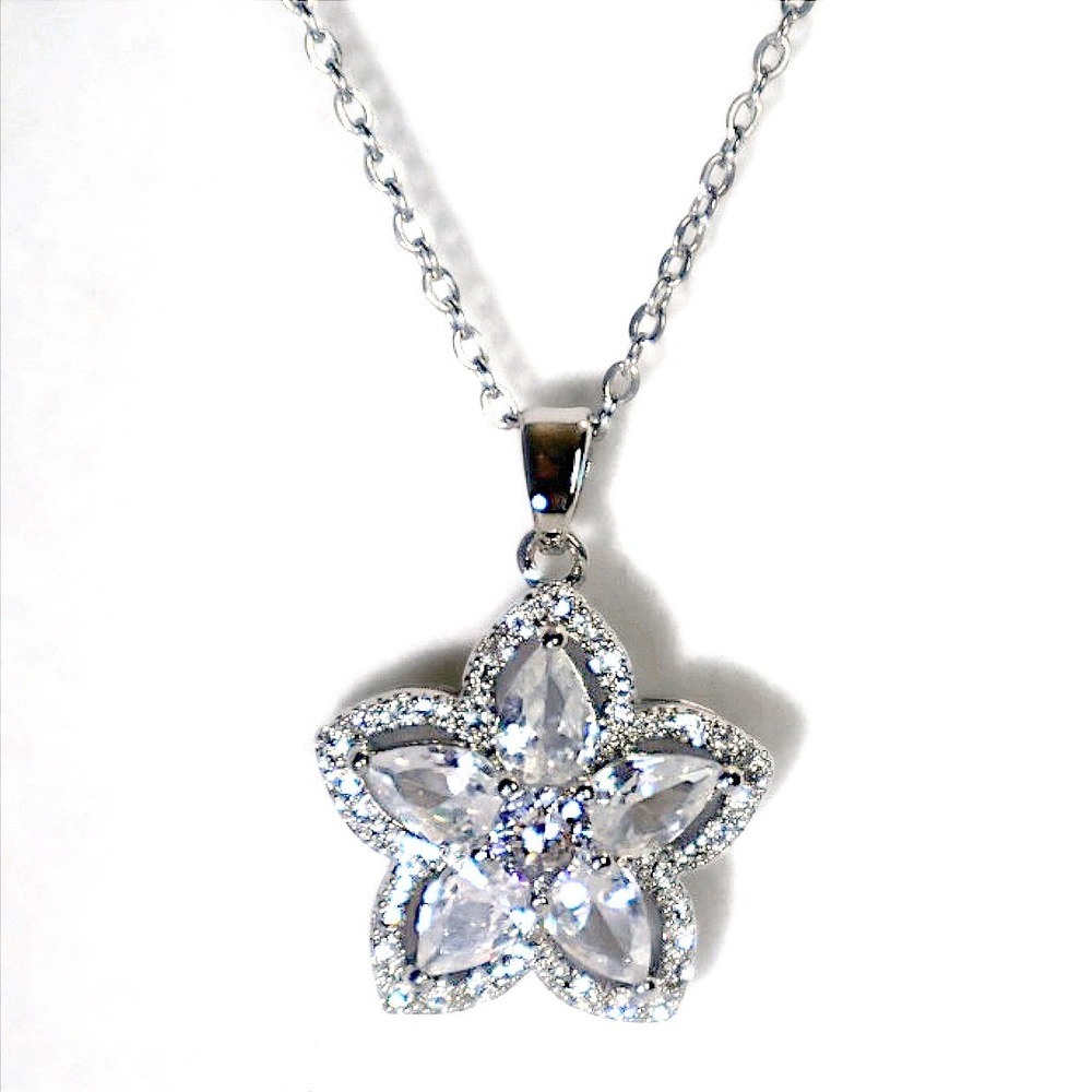 Swarovski Crystal Flower Pendant Necklace Silver Plated Floral Bridal New 18-20"
